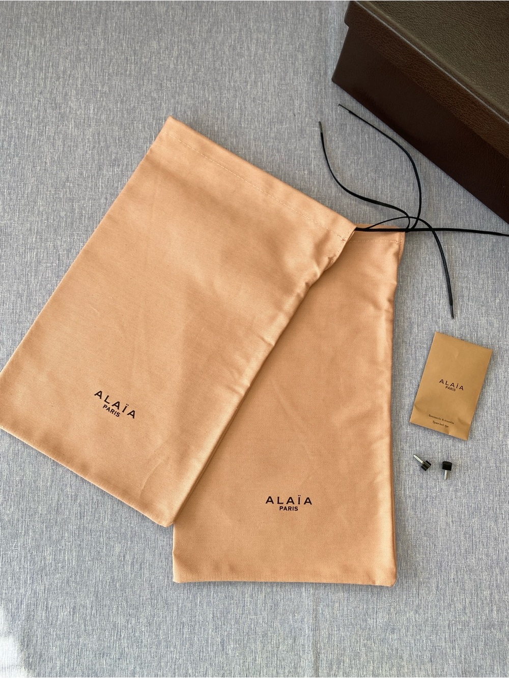Authentic ALAiA Paris | Full Packaging Set Box 2 Dust Bags Heel Tips Decoration - Picture 8 of 16
